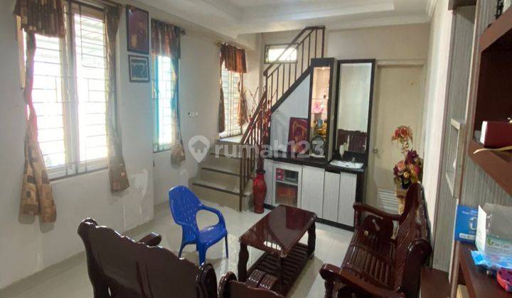 rumah Green Court Minimalis Cantik Tanah Besar Jakarta Barat  2