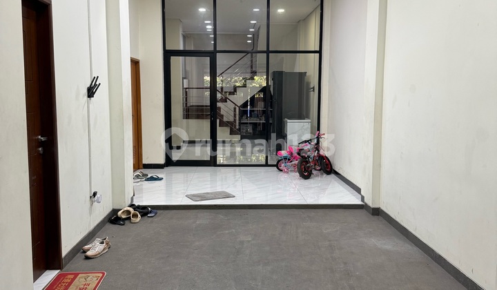 House Dhi Like New, Well-Maintained, Luxurious, Size 7, Selling at a Loss 2