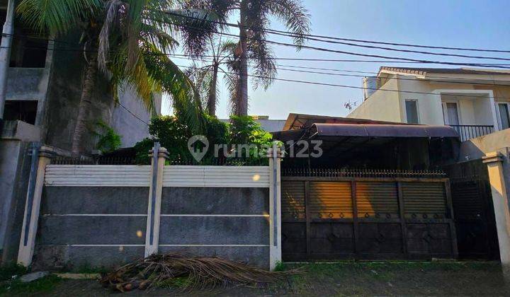 Beli Gudang Gratis Rumah Duta Garden Tangerang Hadap Barat  1