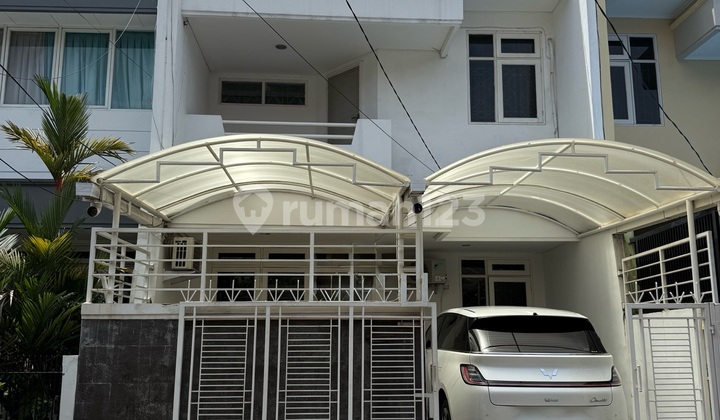 Rumah Taman Aries Baru Renovasi Unit Langka Jarang Ada 5 Menit An ke Mall dan Tol