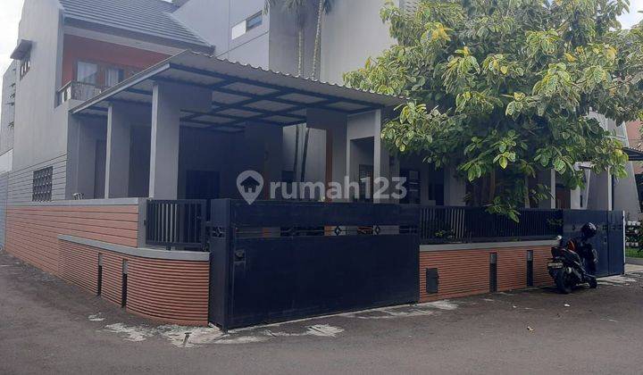 RUMAH RAPI 2LANTAI  SIAP HUNI SEMI FURNISH DI KEBAGUSAN RAGUNAN. 1