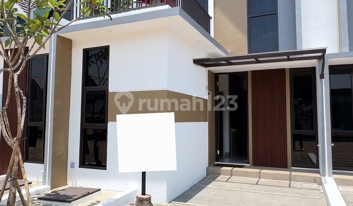 Rumah Laris Bagus Dan Cantik Desain Keren Dekat Lippo Karawaci Di Tangerang.