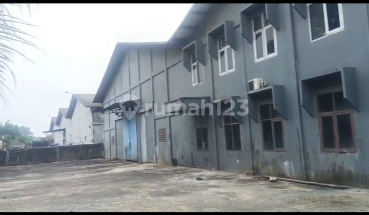 Gudang Siap Pakai Mess Parkir Luas Bebas Banjir di Tangerang