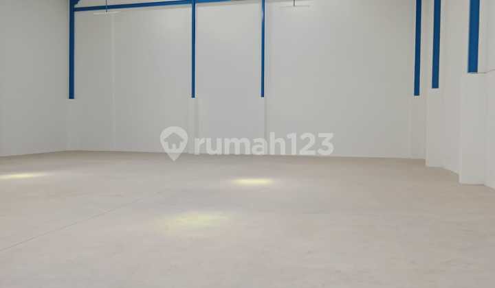 New Beautiful Strategic Warehouse Near Main Road Access in Tangerang. New Beautiful Strategic Warehouse Near Main Road Access in Tangerang.