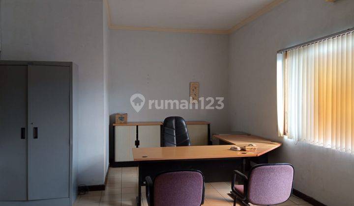 Gedung Kantor 2 Lantai Denpasar Bali 340.0 m² SHM 2