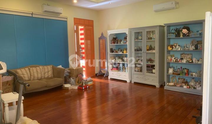 Rumah Mewah Dengan Private Pool Belakang Shangrila Surabaya Barat 2