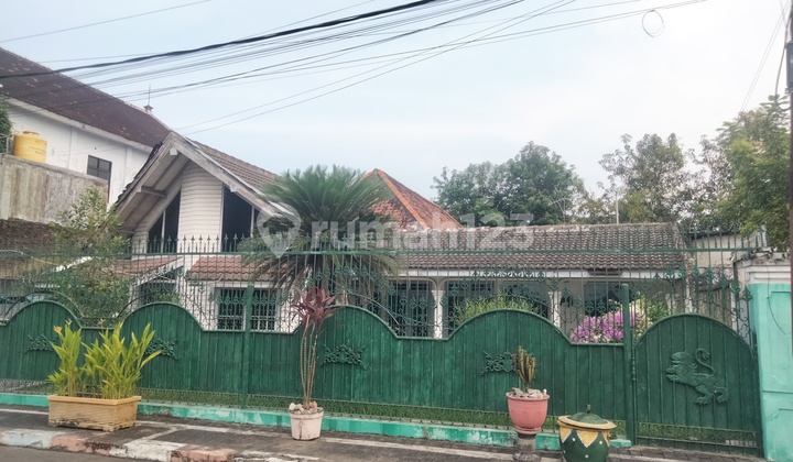 Cheap House In Mojokerto City Near Gajah Mada Street Strategic 1
