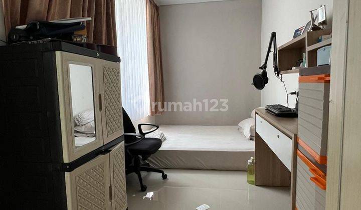 Rumah 2 Lantai East Coast Park Furnished Jual Cepat 2