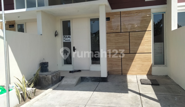 Rumah Dekat Upn Rungkut Modern Minimalis 2