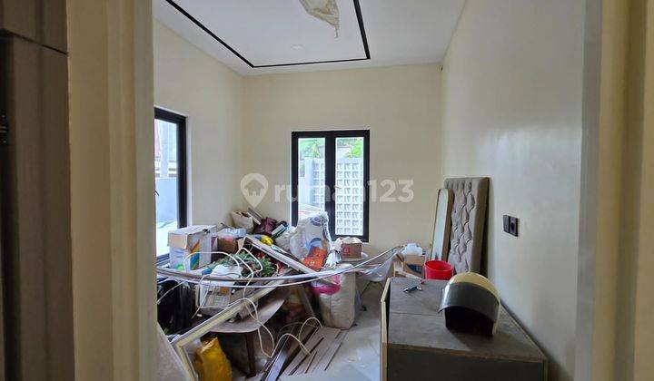 Dijual Cepat Rumah Dharmahusada Mewah Furnished  2