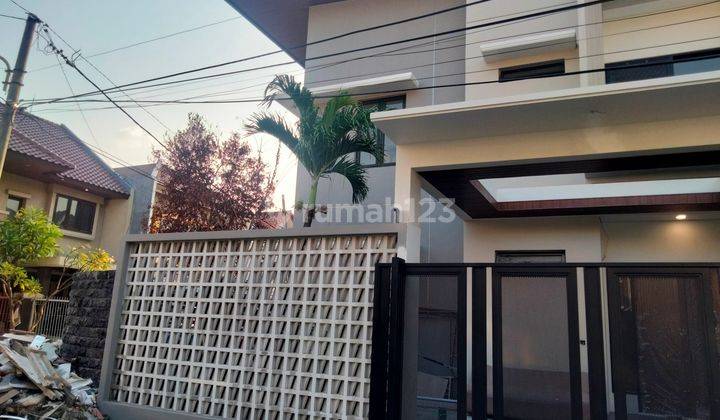 Rumah 2 Lantai Bangunan Baru Gress Dharmahusada  2