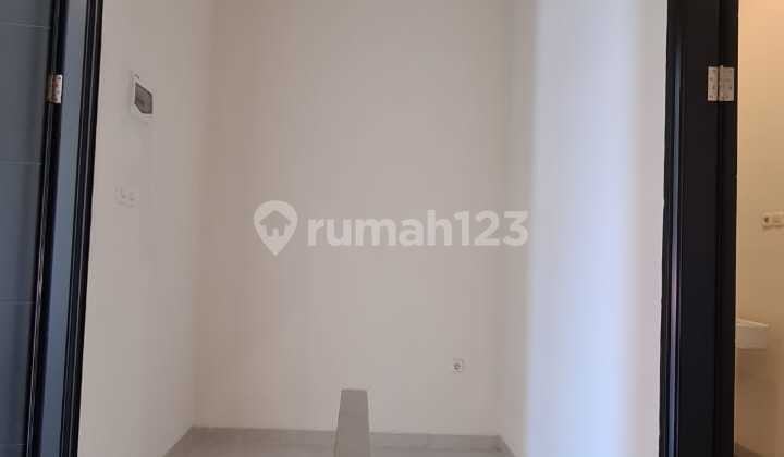 Rumah Mewah Siap Huni Manyar Kertoadi 2