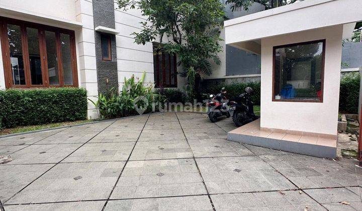 Rumah daerah Jaksel 8BR, Disewakan unit Rumah 2