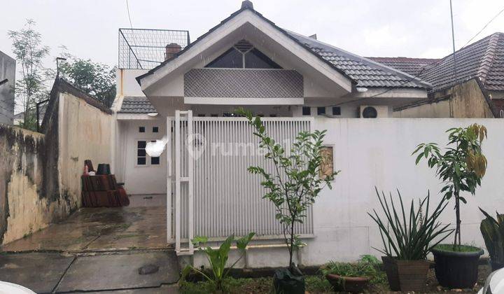 Rumah Luas Kamar Banyak Belakang Pasar Modern Griya Lokas Di Bsd 1