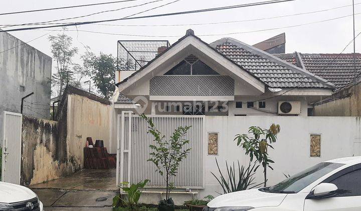 Rumah Luas Kamar Banyak Belakang Pasar Modern Griya Lokas Di Bsd 2