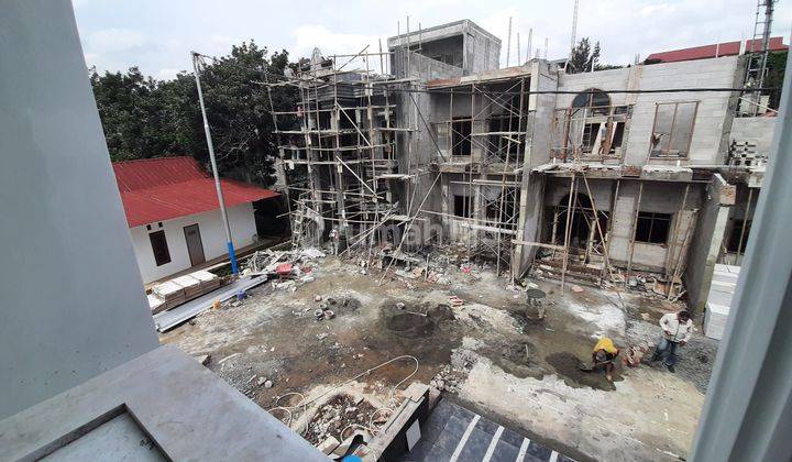 Rumah Town House Mewah Dekat Tb Simatupang Akses Jalan Besar 2