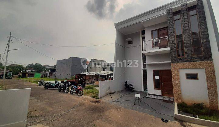 Rumah Cluster Baru 200 Meter Dari Toll Gate Taman Mini Jakarta 2