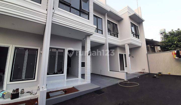 Rumah Cluster 3 Lantai Ada Rooftop Dekat Pancoran Dan Cawang 2