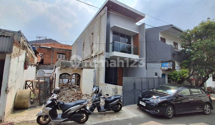 Land Ready to Build in a Complex with Easy and Good Access in Pasar Minggu TB Simatupang