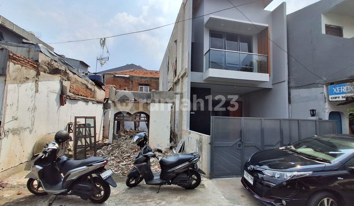 Land Ready to Build in a Complex with Easy and Good Access in Pasar Minggu TB Simatupang