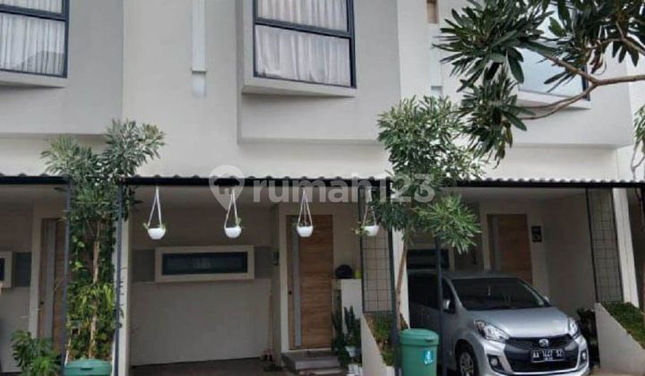 Affordable 2-Story Sharia House Near Toll Road in Depok, Only 5 Minutes from Kubah Masjid. Affordable 2-Story Sharia House Near Toll Road in Depok, Only 5 Minutes from Kubah Masjid.