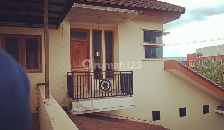 Rumah dengan tanah luas Asrikaton malang 7