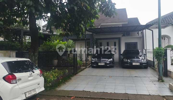 Neat, Clean, Ready-to-Occupy Furnished Luxury House in Sentul City Neat, Clean, Ready-to-Occupy Furnished Luxury House in Sentul City