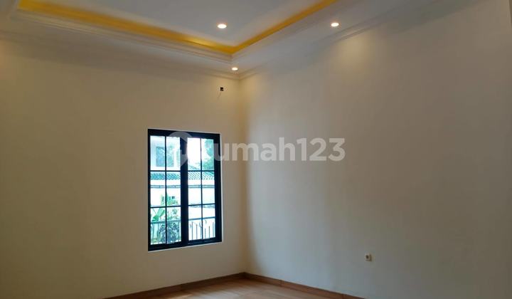 Luxury Ready-to-Occupy House with Swimming Pool in Sentul City 2