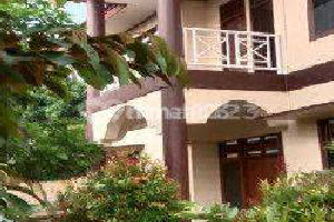 Rumah Mewah Dan 12 Pintu Rumah Sewadi Jagakarsa Rumah Induk Dan Kak 2