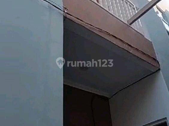 Rumah Minimalis 2 Lantai Di Tj.priuk 1