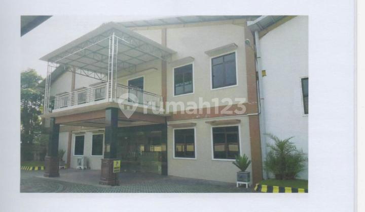 Cheap Former Factory Near Surabaya Complete with Production Machinery Available for Purchase in Pelemwatu, Menganti, Wiyung. Cheap Former Factory Near Surabaya Complete with Production Machinery Available for Purchase in Pelemwatu, Menganti, Wiyung.