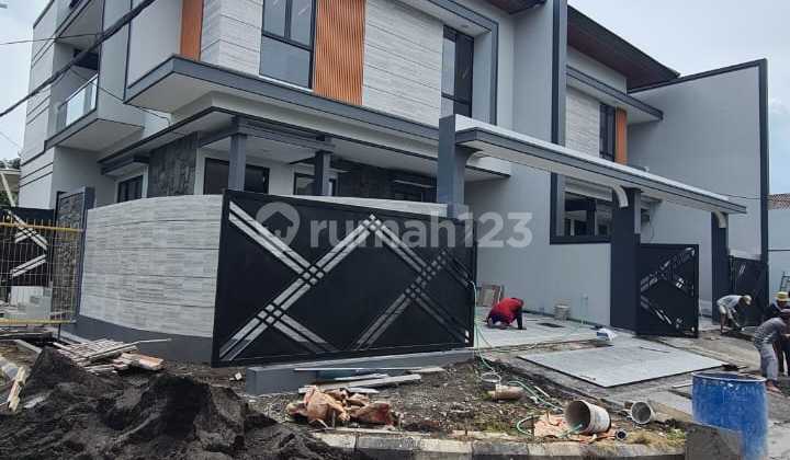 Rumah Baru Cluster Elite Sutorejo Prima Dekat Galaxy Mall Surabaya