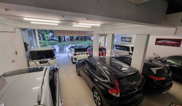 Strategis Bebas Macet Sewa Gedung Showroom Raya Kertajaya 2