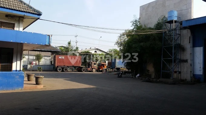 Affordable Ex-Factory in Mayjen Sungkono Gresik, Close to Surabaya with Toll Access. Affordable Ex-Factory in Mayjen Sungkono Gresik, Close to Surabaya with Toll Access.