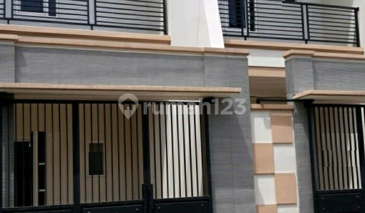 Rumah Baru Minimalis Sutorejo Dekat ke Galaxy Mall & Raya Mulyosari Surabaya 1