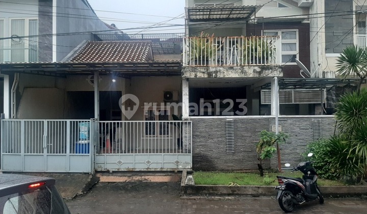Affordable Purimas Rungkut Homes Near Surabaya University and Easy Toll Access
