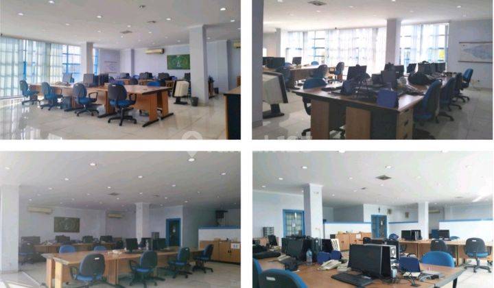 Gedung Kantor Strategis Area Bisnis Surabaya Selatan Akses Tol 1