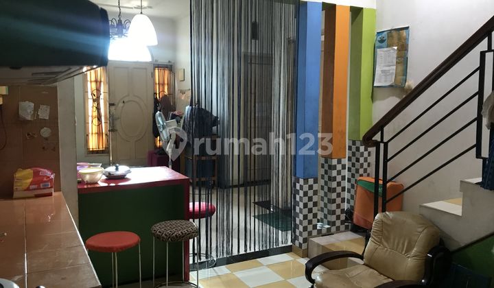 FOR RENT: RESIDENTIAL HOUSE & CAN BE USED FOR BUSINESS SPACE, OFFICE FOR RENT: RESIDENTIAL HOUSE & CAN BE USED FOR BUSINESS SPACE, OFFICE