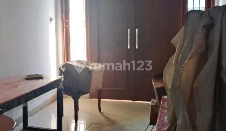 For Rent: Tomang House on Jl. Rawa Kepa Raya, West Jakarta. 2