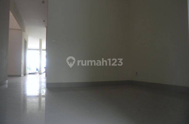 Dijual Rumah Cluter View Gunung di Sentul City 2