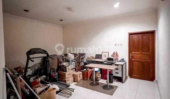 Ruko Hook Jl. Mandala Raya Gelong Baru, Tomang 10