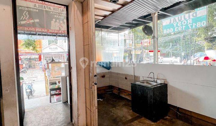 Ruko Hook Jl. Mandala Raya Gelong Baru, Tomang 11