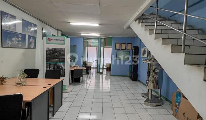 Ruko Gandeng 3 Intercon Plaza Blok D, Jakarta Barat 6