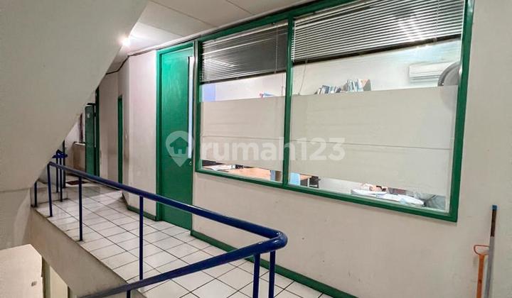 Ruko Gandeng 3 Intercon Plaza Blok D, Jakarta Barat 17