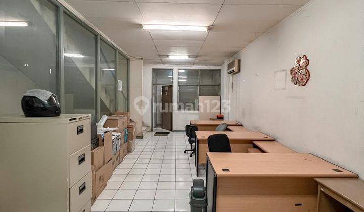 Ruko Gandeng 3 Intercon Plaza Blok D, Jakarta Barat 19