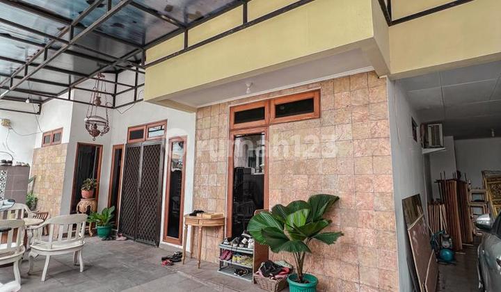 Rumah di Jln Jeruk Manis 1, Jakarta Barat 2