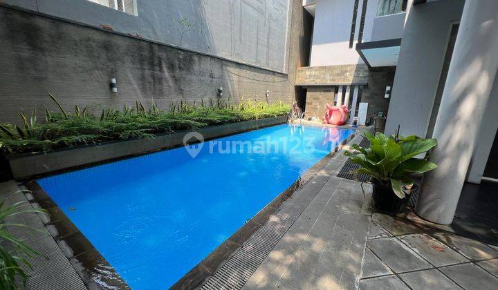 Rumah di Pondok Anggrek Ada S. Pool, Jakarta Barat 1