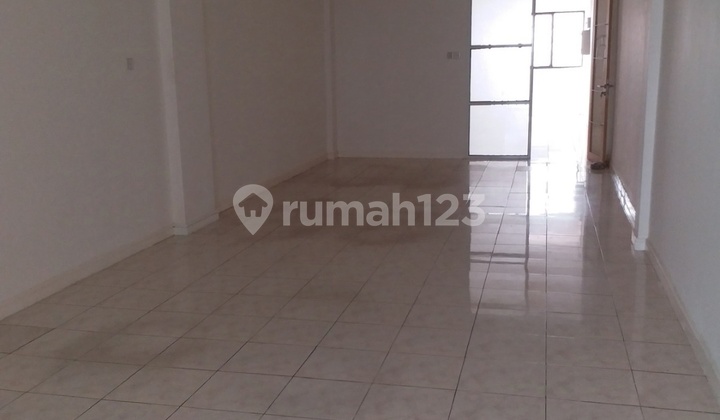 Ruko di Jl. H Juanda Iii, Jakarta Pusat 2