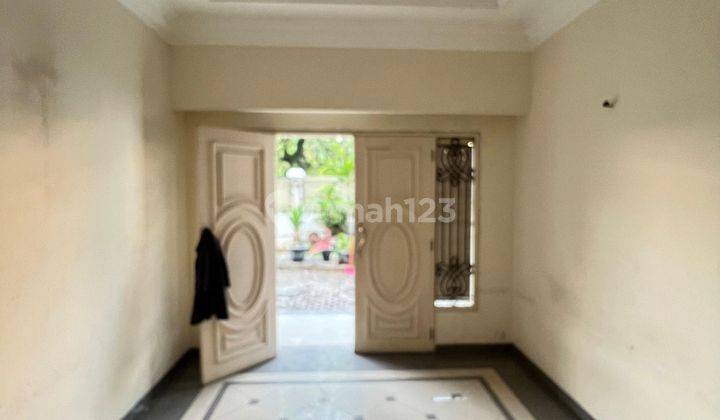 Disewakan Rumah Taman Kedoya Baru Mewah Siap Huni 2