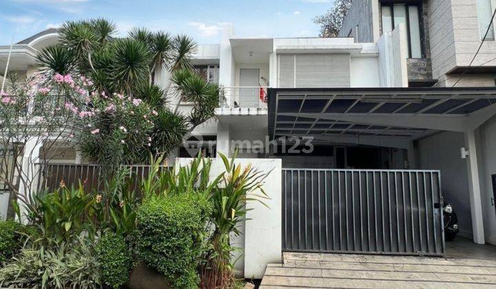 Disewakan Rumah Taman Kedoya Baru Mewah Siap Huni 1